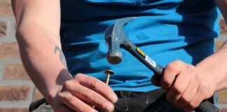 Jaki otwór pod śrubę M8?