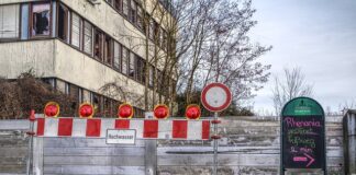 Jak sprawdzić szczelność układu hamulcowego?