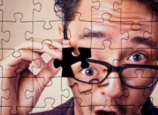 Co rozwijają układanki?