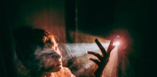 Co to jest projektor krótkoogniskowy?