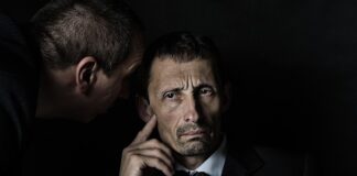 Ile chrzestny daje na komunię 2023?