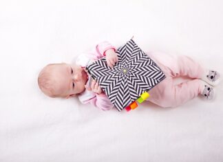 Ile decybeli dla niemowlaka?