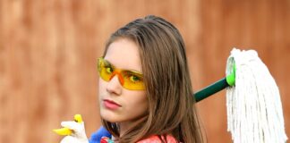 Dlaczego dziecko uspokaja się przy odkurzaczu?