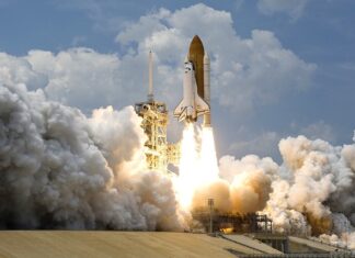 Z czego składa się rakieta kosmiczna?