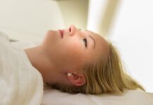 Urządzenia do peelingu kawitacyjnego jako narzędzie „mikrooczyszczania” – co dzieje się na poziomie niewidocznym? urządzenia do peelingu kawitacyjnego