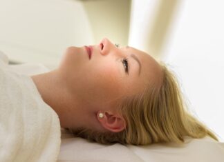 urządzenia do peelingu kawitacyjnego